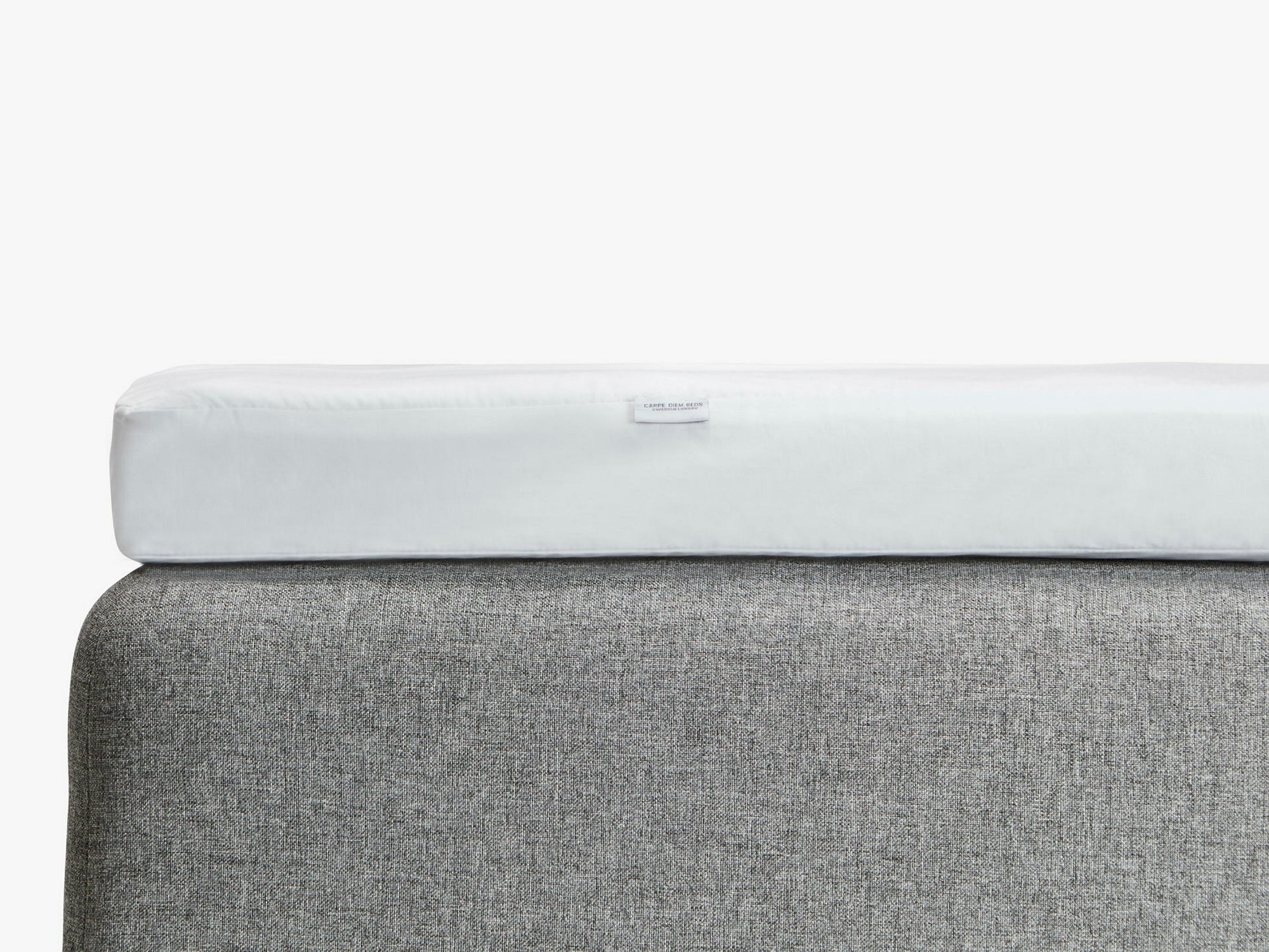 Stiltje Split Fitted Sheet